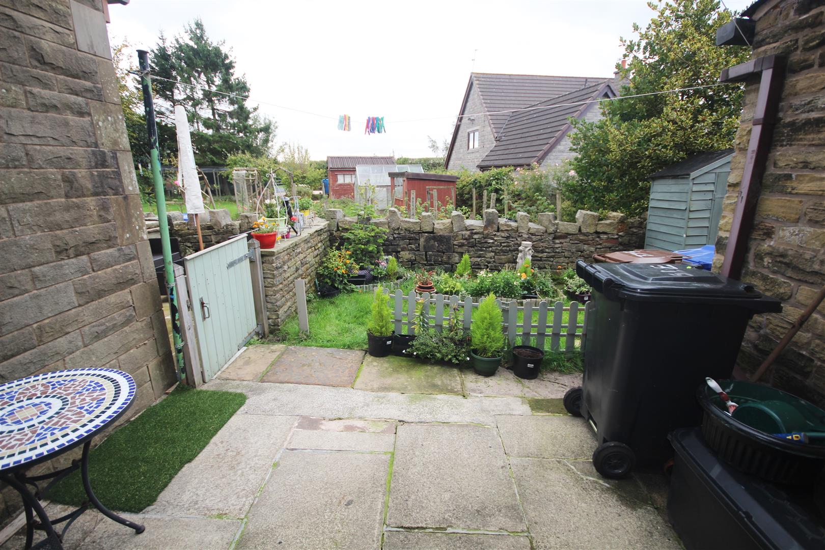 3 bedroom mid terrace house To Let in Fence - IMG_9437.jpg